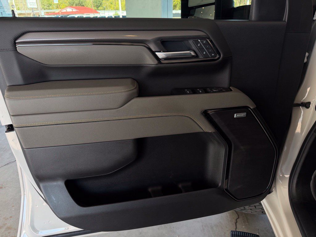 Used 2026 Chevrolet Silverado 2500 ZR2 w/ LPO, Dark Essentials Package AWD/4WD image 11