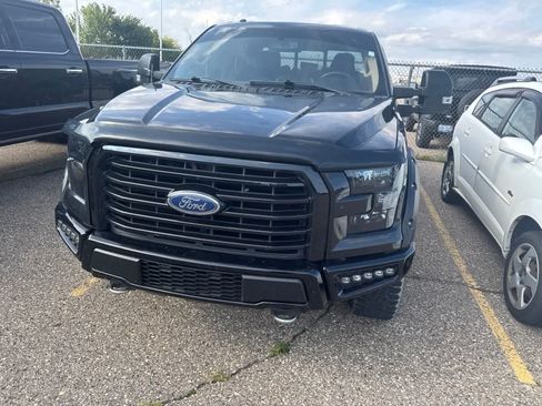 Used 2015 Ford F150 XLT w/ Equipment Group 302A Luxury AWD/4WD image 3