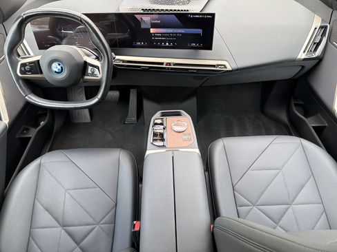 Certified 2024 BMW iX xDrive50 w/ Premium Package AWD/4WD image 3