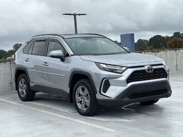 Used 2025 Toyota RAV4 XLE w/ Convenience Package AWD/4WD image 22