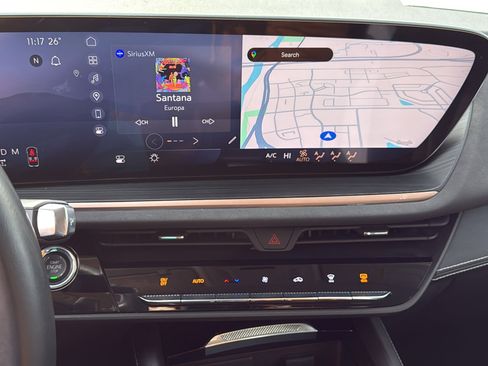 Used 2024 Buick Envision Sport Touring image 19