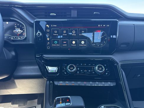 Used 2023 GMC Sierra 1500 AT4X w/ AT4X AEV Edition AWD/4WD image 16