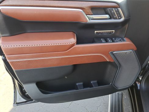 Used 2025 GMC Sierra 1500 Denali Ultimate image 14