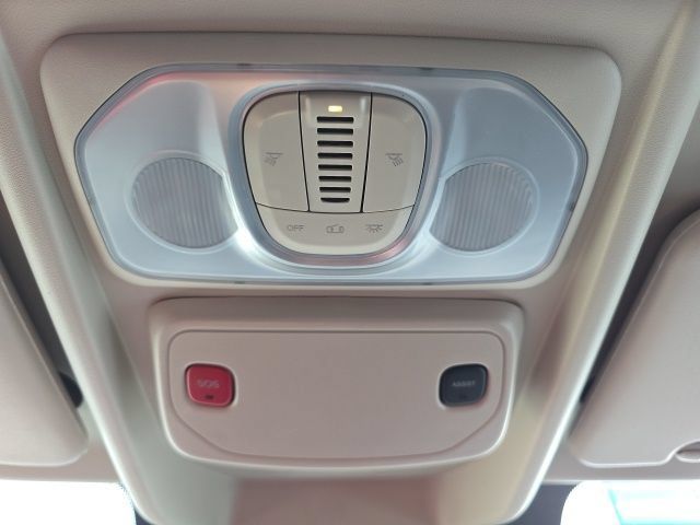 Used 2025 RAM ProMaster 1500 w/ Convenience Group FWD image 20