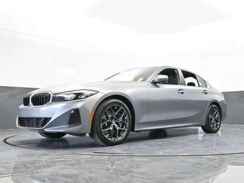 Used 2025 BMW 330i Sedan image 58