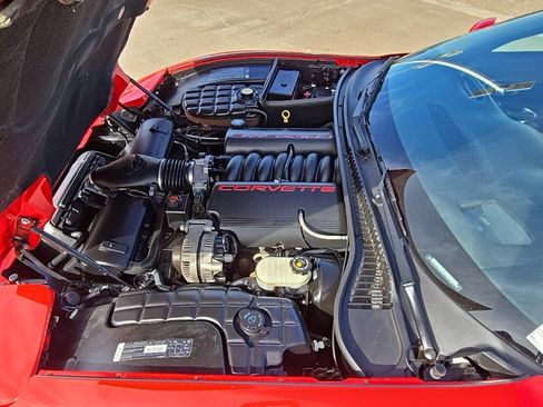 Used 2000 Chevrolet Corvette Convertible w/ Memory Pkg image 33
