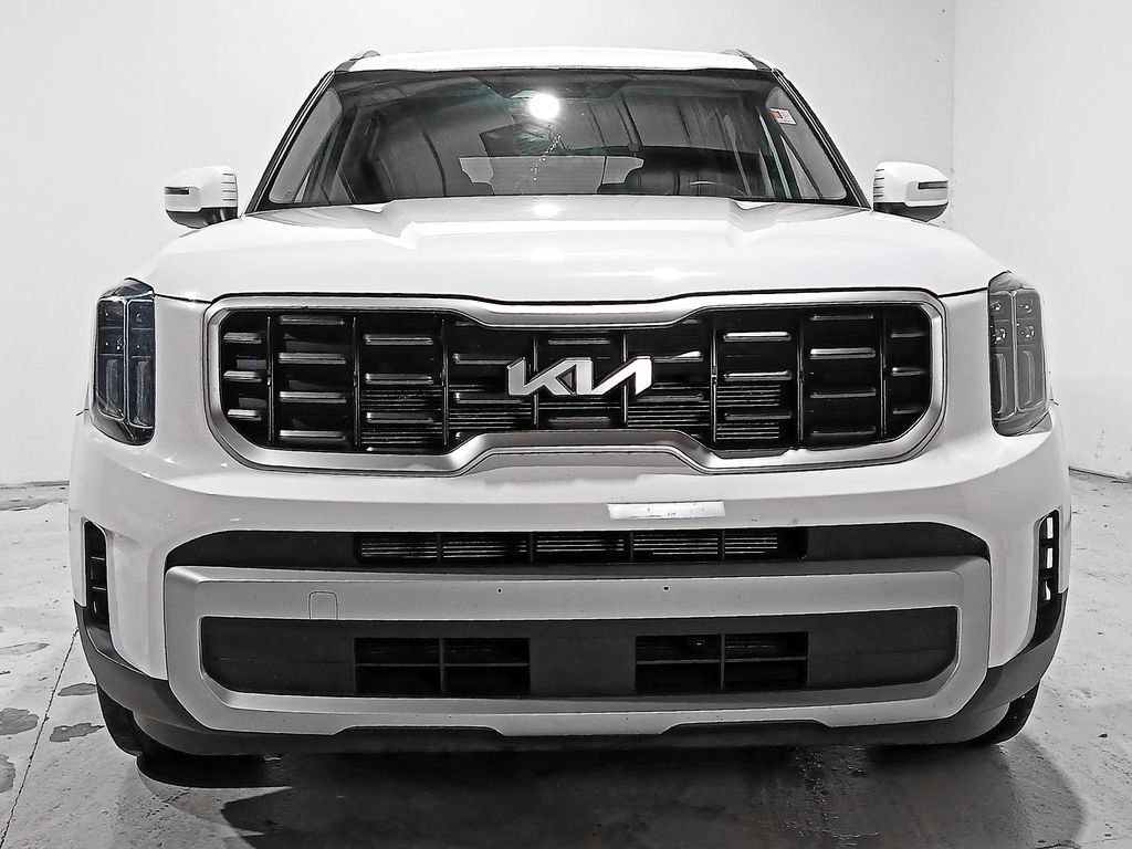 Used 2025 Kia Telluride S FWD image 2