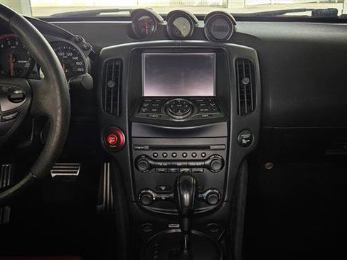 Used 2016 Nissan 370Z NISMO image 15
