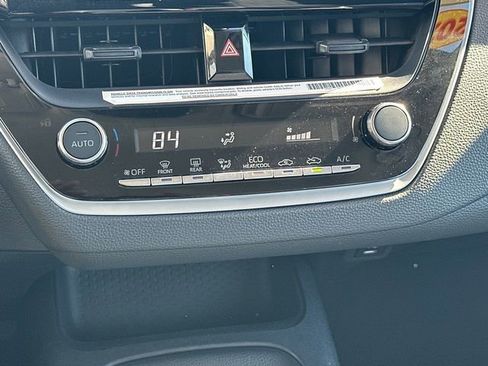 Certified 2024 Toyota Corolla LE image 22