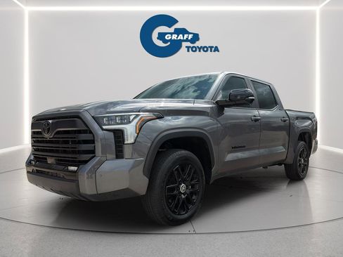 Used 2024 Toyota Tundra Limited image 1