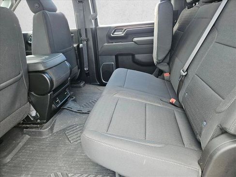 Used 2024 Chevrolet Silverado 2500 LT AWD/4WD image 8