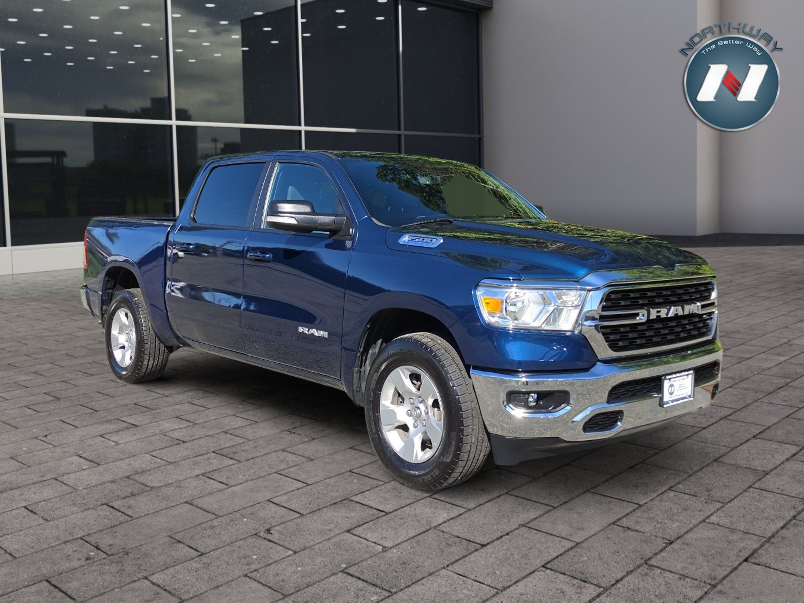 Used 2022 RAM 1500 Big Horn AWD/4WD image 7