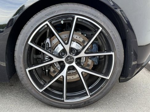 Used 2025 Lotus Emira RWD image 11