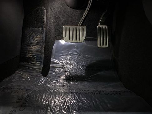 Used 2023 Tesla Model 3 Performance image 33