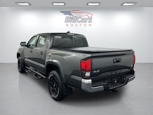 Used 2019 Toyota Tacoma SR5 image 6