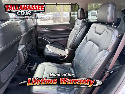 Used 2022 Jeep Grand Cherokee L Limited w/ Luxury Tech Group II AWD/4WD image 28
