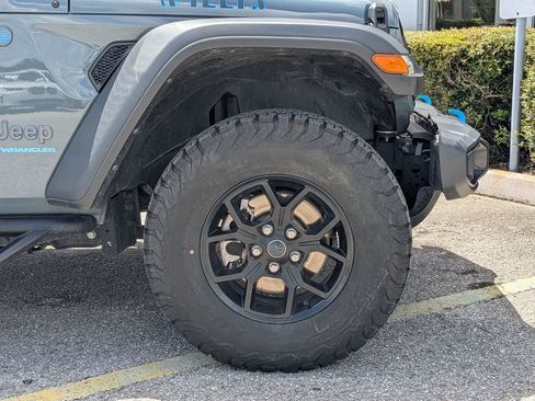 Used 2024 Jeep Wrangler Unlimited AWD/4WD image 10