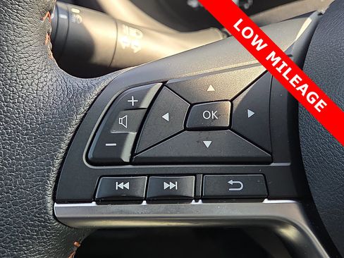 Used 2024 Nissan Kicks SR image 20