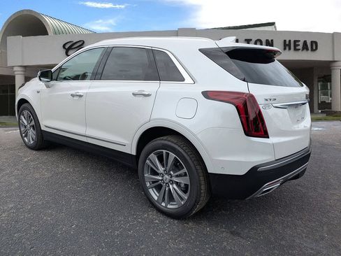 New 2026 Cadillac XT5 Premium Luxury w/ Driver Assist Package FWD image 4