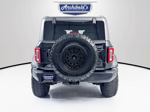 Used 2023 Ford Bronco Wildtrak image 5