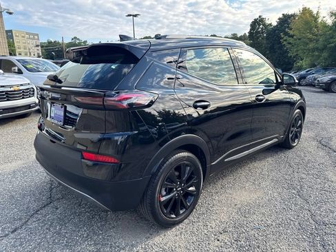Used 2023 Chevrolet Bolt EUV Premier w/ Sun & Sound Package FWD image 7