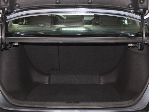 Used 2025 Honda Accord SE image 42