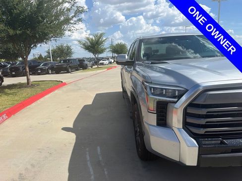 Used 2024 Toyota Tundra Limited AWD/4WD image 4