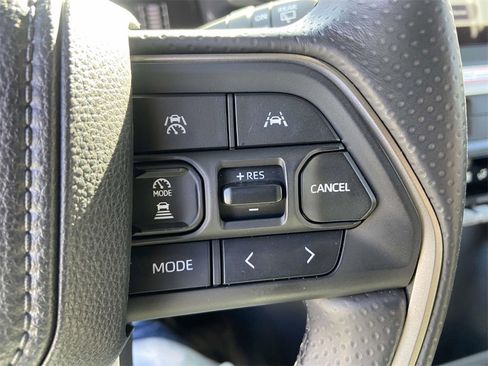 Used 2025 Toyota 4Runner SR5 image 34