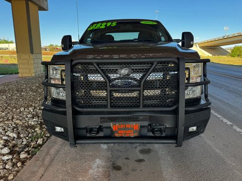 Used 2021 Ford F250 XLT w/ Tremor Off-Road Package image 8