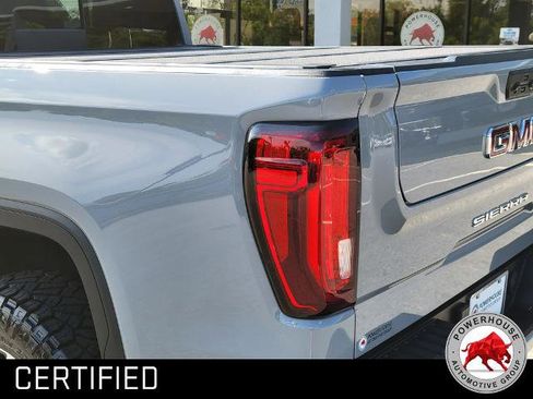 Used 2025 GMC Sierra 1500 AT4 w/ AT4 Premium Package AWD/4WD image 13