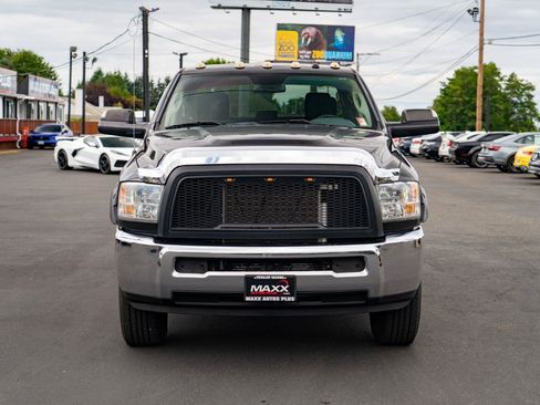 Used 2016 RAM 3500 Tradesman w/ Chrome Appearance Group AWD/4WD image 3
