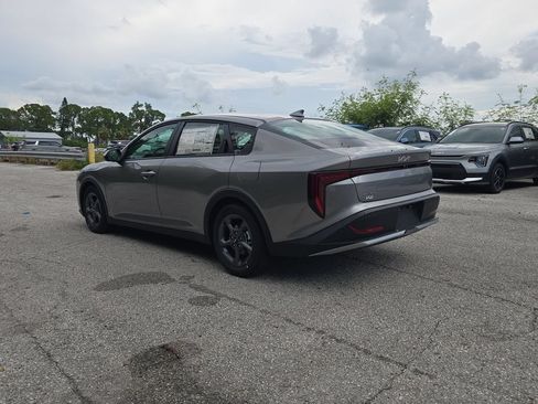 New 2026 Kia K4 FWD image 6