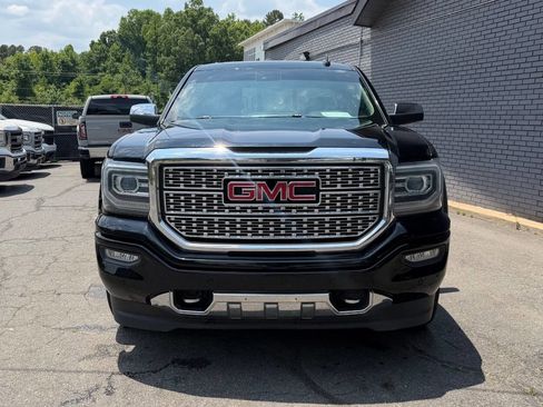 Used 2017 GMC Sierra 1500 Denali w/ Denali Ultimate Package AWD/4WD image 2