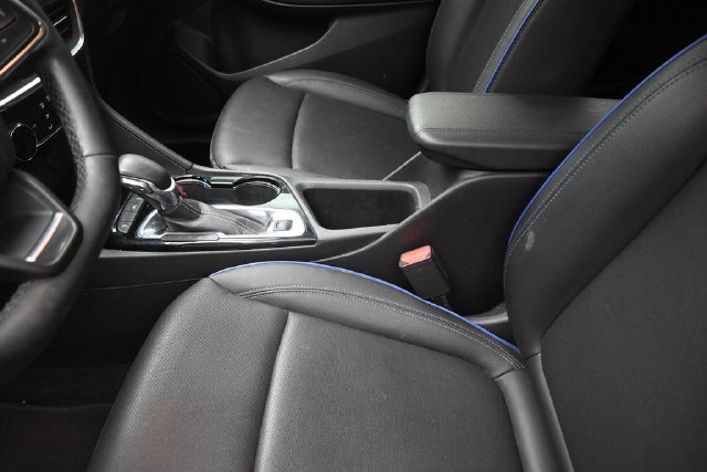 Used 2025 Buick Encore GX Sport Touring FWD image 21