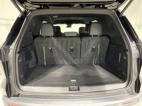 Used 2026 Chevrolet Traverse LT AWD/4WD image 5