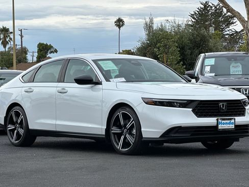 Used 2024 Honda Accord Sport image 7