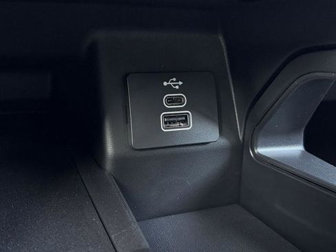 New 2025 Ford Ranger XLT w/ Equipment Group 301A High image 19