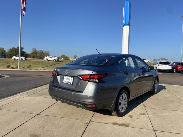 Used 2025 Nissan Versa S w/ Trunk Package FWD image 15