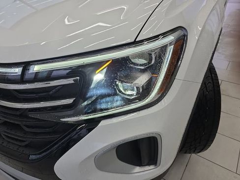New 2026 Volkswagen Atlas Peak Edition AWD/4WD image 22
