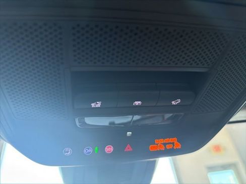 New 2026 GMC Terrain Elevation w/ Elevation Premium Package image 40