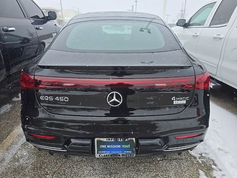 Used 2022 Mercedes-Benz EQS 580 580 image 3