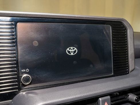 Used 2025 Toyota Land Cruiser image 14
