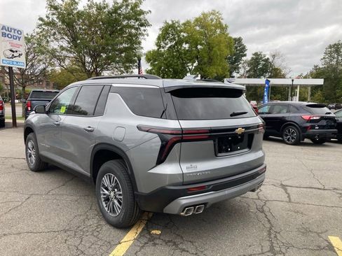 New 2026 Chevrolet Traverse LT w/ Driver Confidence Package FWD image 23