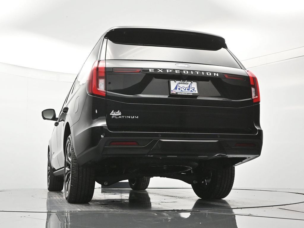 New 2026 Ford Expedition Platinum w/ Driver's Package AWD/4WD image 23