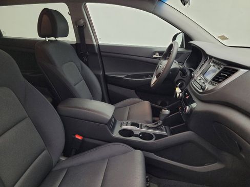 Used 2018 Hyundai Tucson SE AWD/4WD image 21