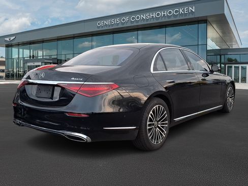 Used 2021 Mercedes-Benz S 580 4MATIC Sedan image 3