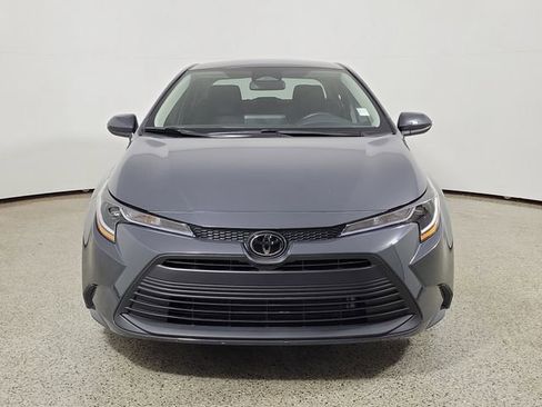 Used 2025 Toyota Corolla LE FWD image 3