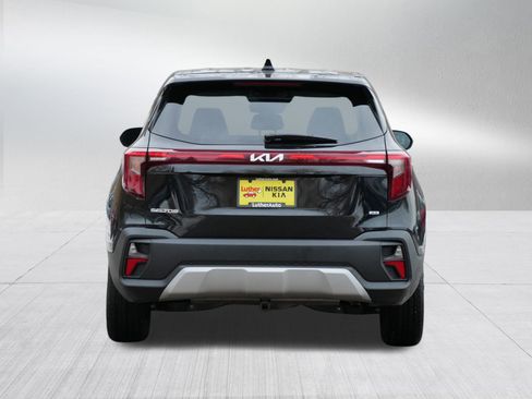 Used 2024 Kia Seltos LX image 6
