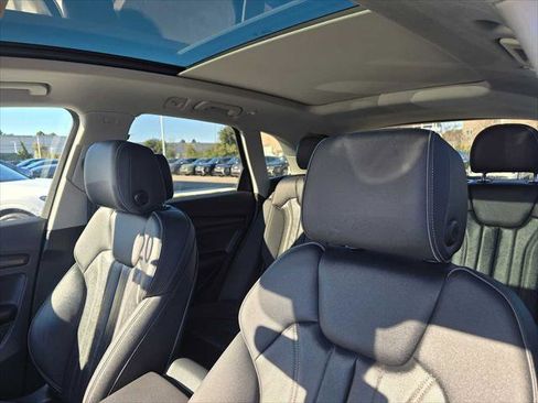 Certified 2025 Audi Q5 2.0T Premium image 23