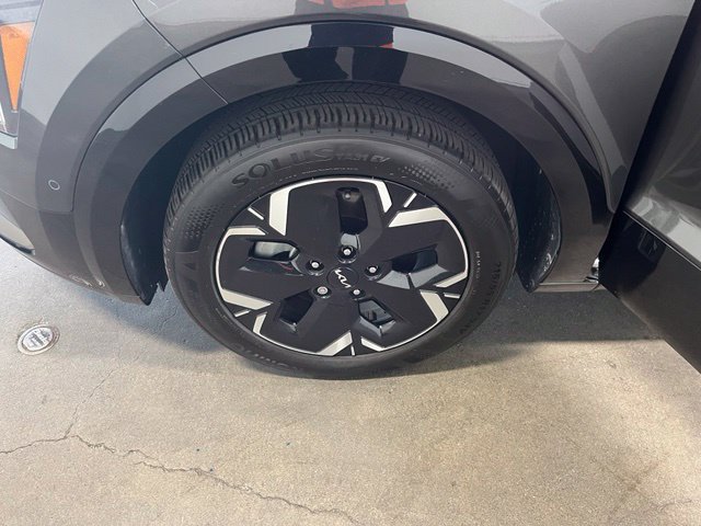 Used 2024 Kia Niro Wave FWD image 30